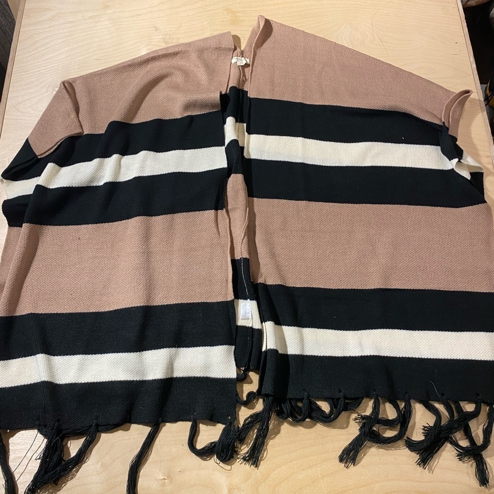 Chic Soul Striped Fringe Sweater Cape 2X